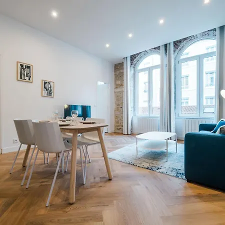 Апартаменты Lumineux T2, Climatise En Centre Ville Ail *
