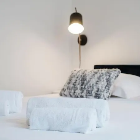 Daire In | T2 Design & Climatise - Centre *